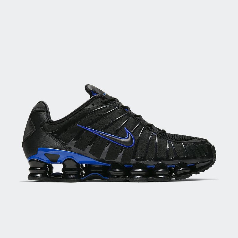 Black nike shox clearance